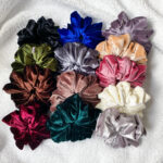 XL Velvet scrunchies in heel veel kleuren