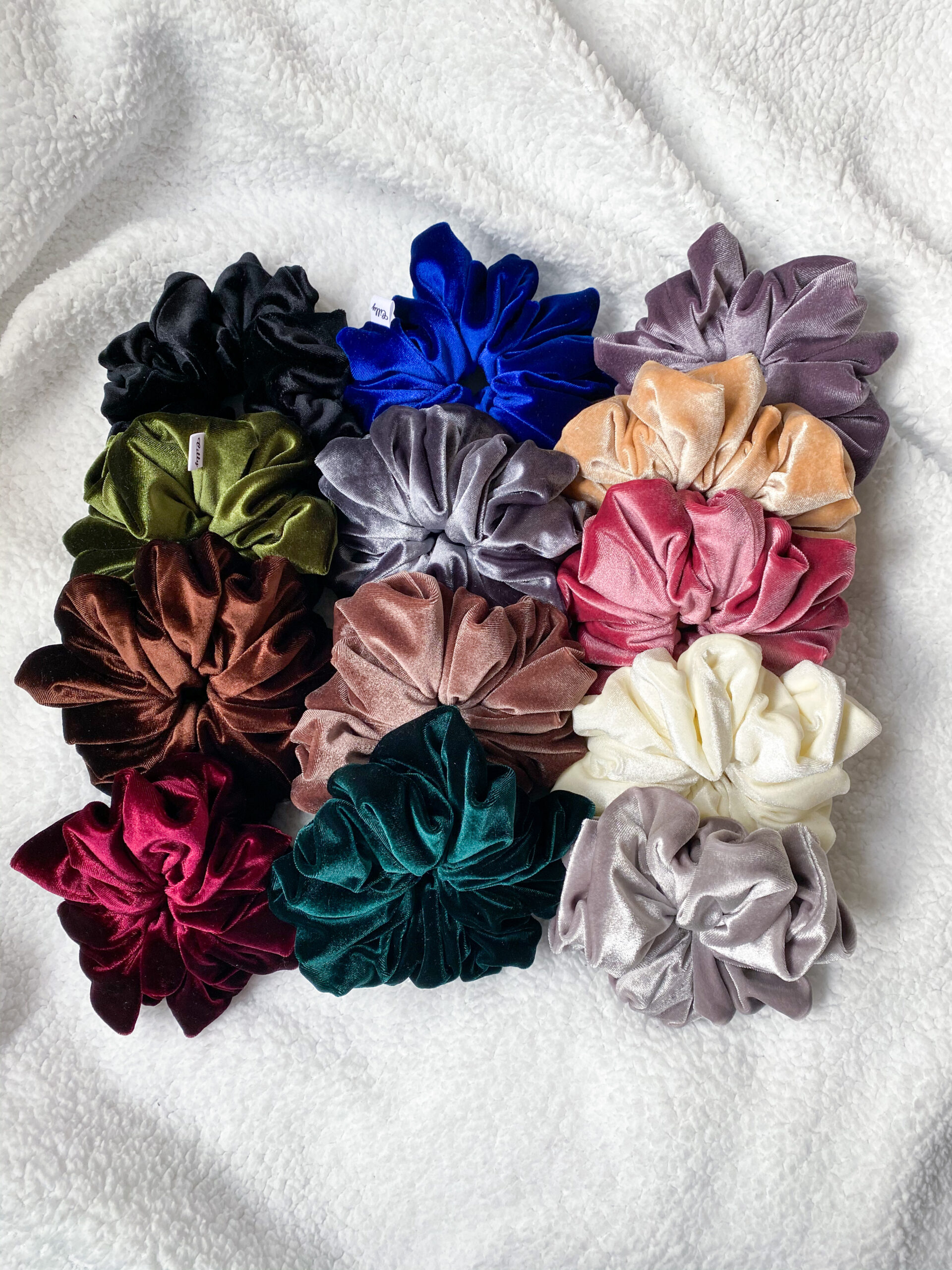 XL Velvet scrunchies in heel veel kleuren
