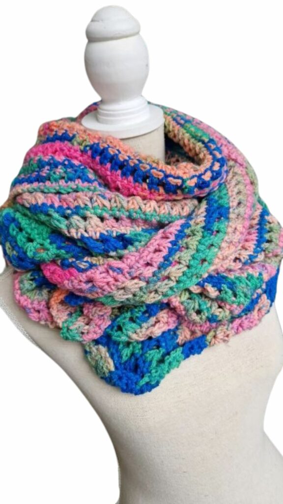 Xara omslagsjaal warme intense kleuren - ZETTElen Handwerk Atelier