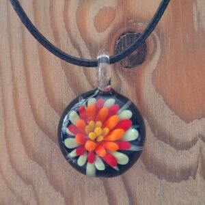 ketting met lampwork glashanger