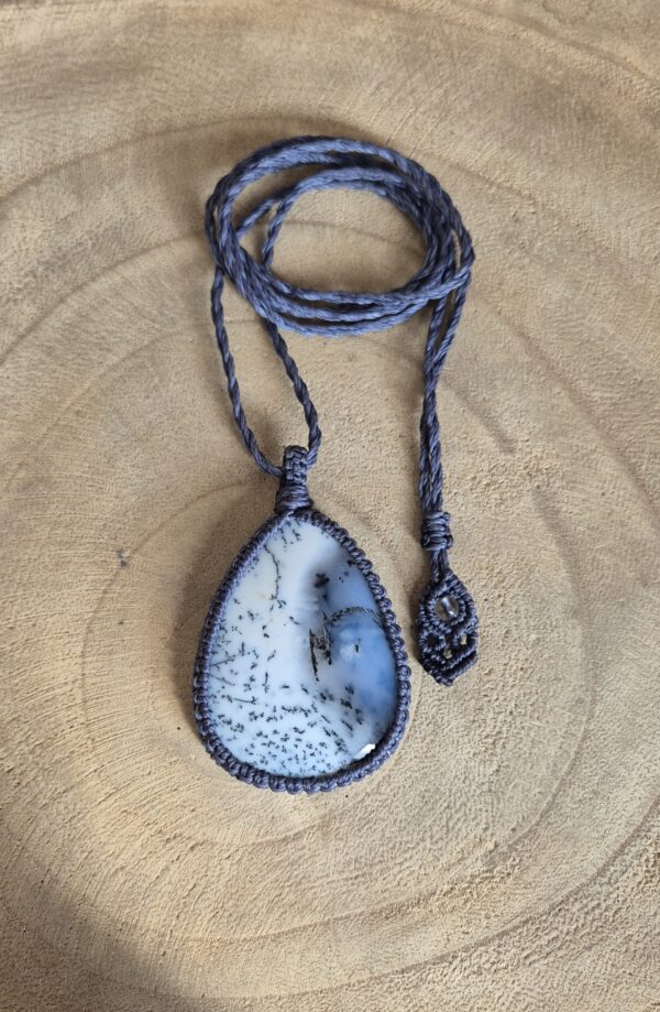 Carin's Macramé ketting grijs Dendriet opaal - Afbeelding 2