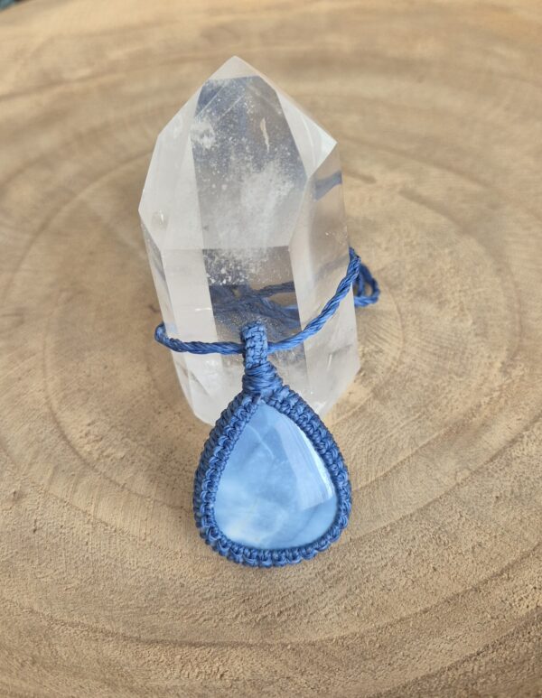 Carin's Macramé ketting blauw Owyhee opaal