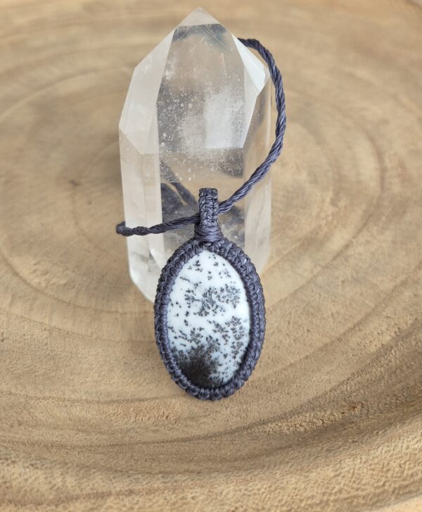 Carin's Macramé ketting ovaal grijs Dendriet