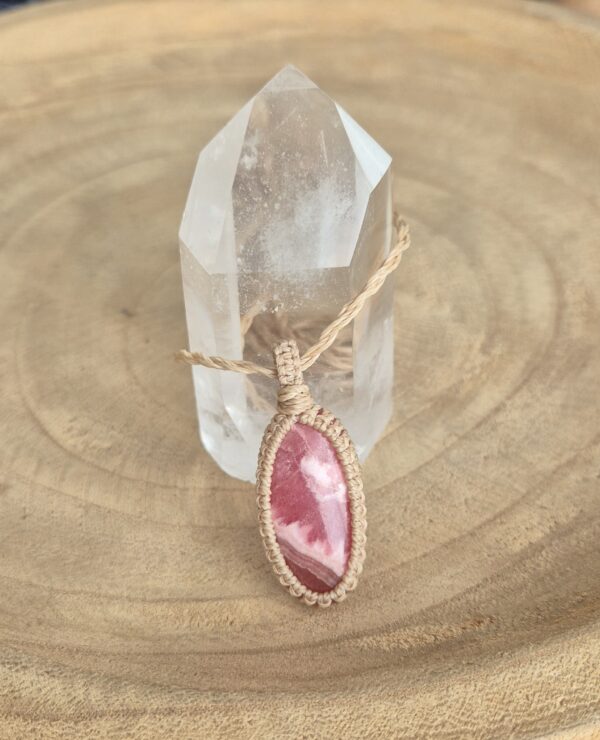 Carin's Macramé ketting Rhodochrosiet