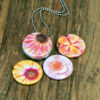 zachte kleuren bloemen ketting, frisse tinten bloemen ketting, lente bloemen,zomer bloemen,zacht roze,zalm,geel, lila, pink en witte bloemen voor je ketting,kado voor mama, cadeau voor moeder,cadeau voor vriendin,kado voor beste vriendin,kado voor zus, cadeau voor dochter,foto cadeau, fotokado idee, foto cadeau, kunst fotografie,