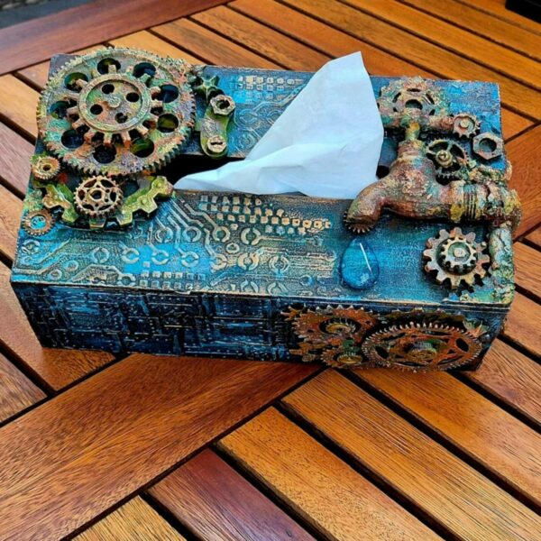 Steampunkstyle tissuebox