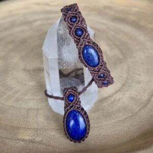Carin's Macramé Armband en ketting met Lapis Lazuli