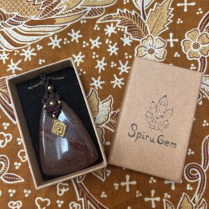 jaspis ketting met brass ketting