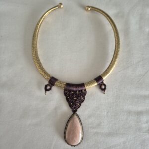 Carin's Macramé Messing choker met Maansteen
