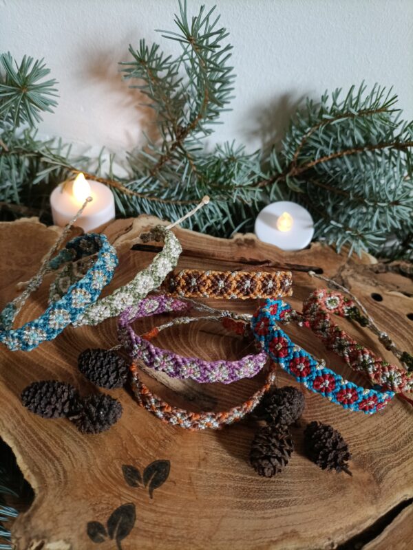 Bling Bloem Vriendschapsarmband – Boho, Handgemaakt & Uniek