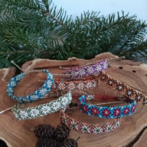 Bling Bloem Vriendschapsarmband – Handgemaakt & Uniek
