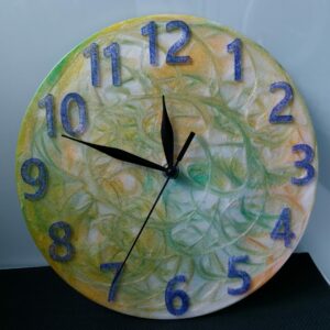 Unieke klok van Epoxy, 25 cm doorsnede.