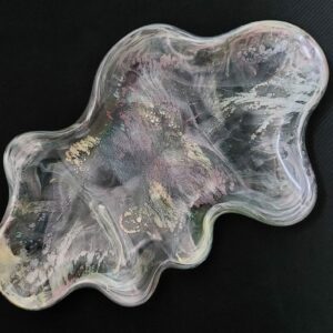 Uniek schaaltje van epoxy.