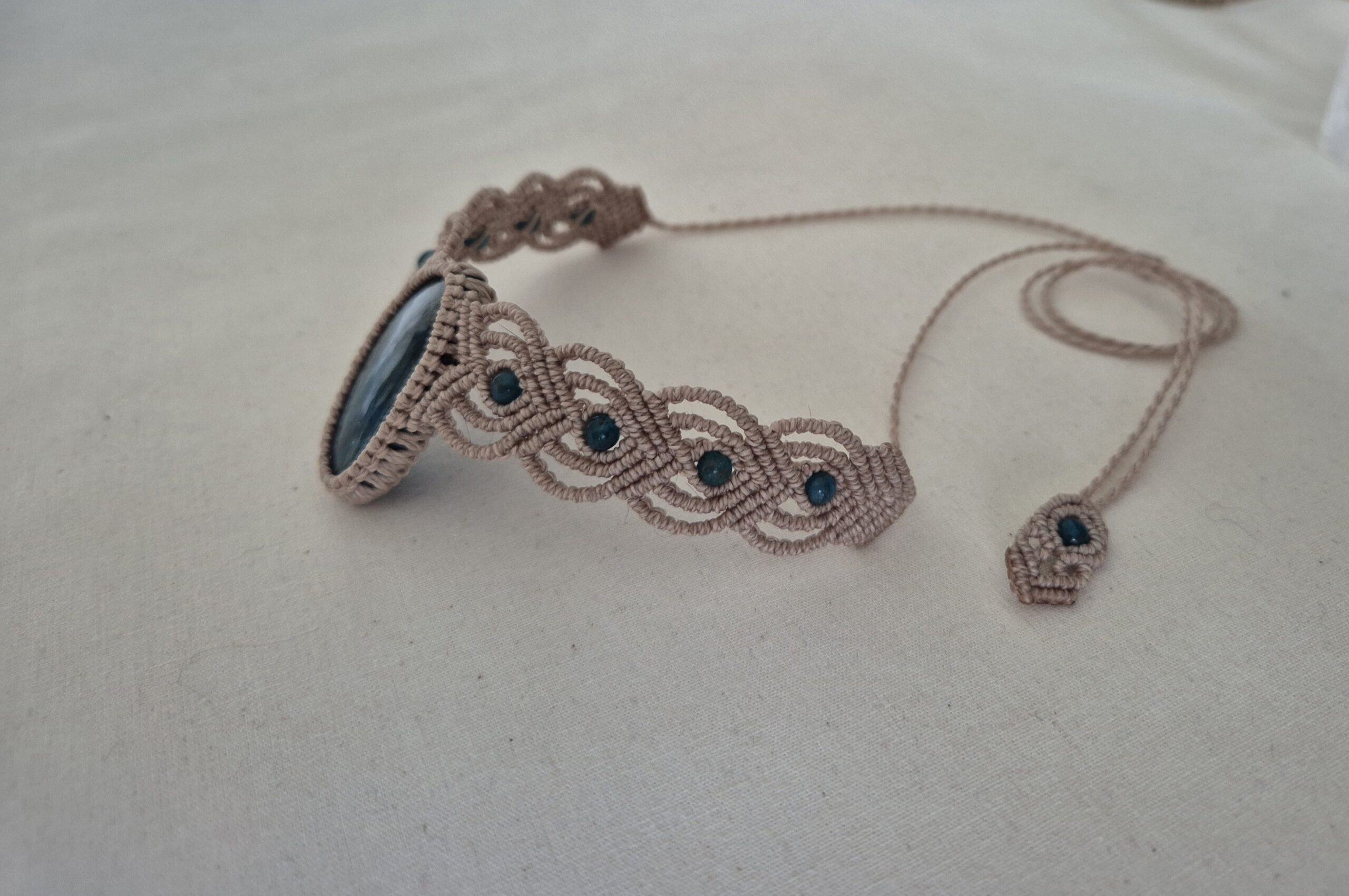 Carin's Macramé Sieraden set Blauwe Apatiet - Afbeelding 3