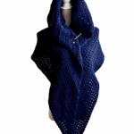 Omslagsjaal Maatje in diep donkerblauw - ZETTElen Handwerk Atelier