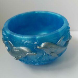 Leuk bakje met dolfijnen.