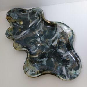 Opvallend schaaltje van epoxy.