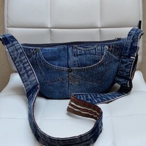 Kidukusewing - Slingbag 'Wannabe'