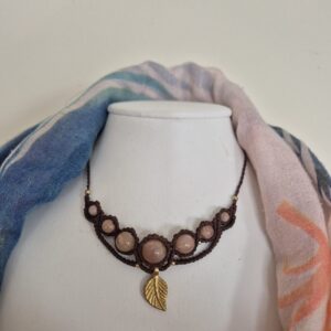 Carin's Macramé halsketting zonnesteen